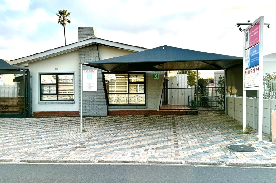 Commercial Property for Sale in De Kuilen Western Cape